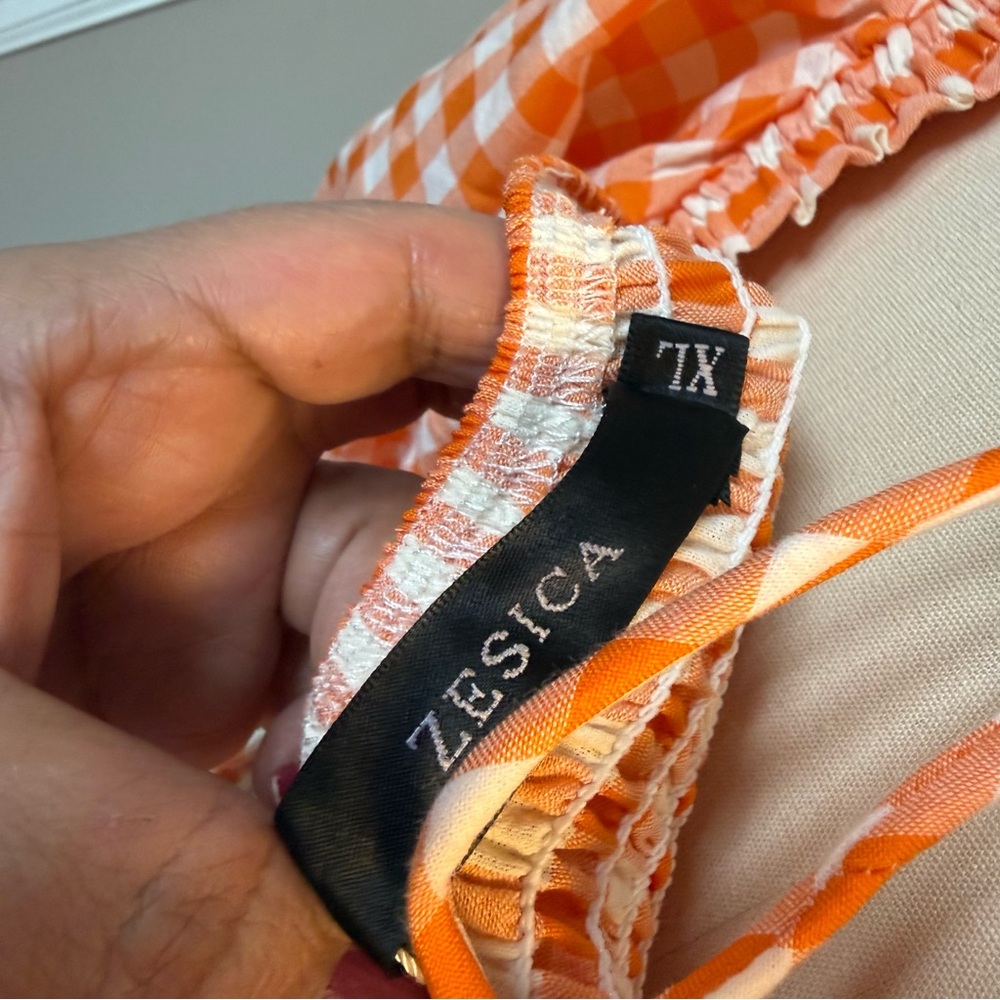 Zesica Orange Checkered Midi Dress with Puff Sleeves - Picture 13 of 15